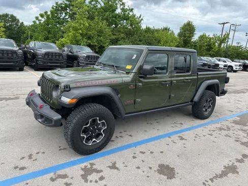Used 2023 Jeep Gladiator Rubicon w/ LED Lighting Group AWD/4WD image 13