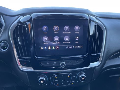 Used 2020 Chevrolet Traverse LT w/ Driver Confidence II Package image 15