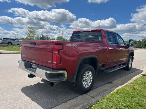 Used 2026 Chevrolet Silverado 2500 LTZ AWD/4WD image 3