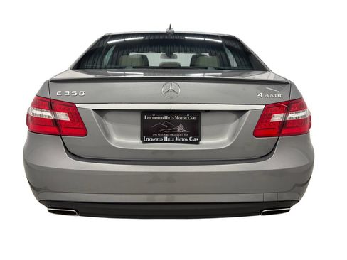 Used 2011 Mercedes-Benz E 350 4MATIC Sedan image 5
