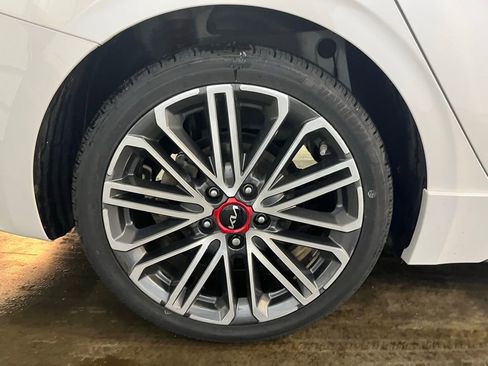 Used 2024 Kia Forte GT image 31
