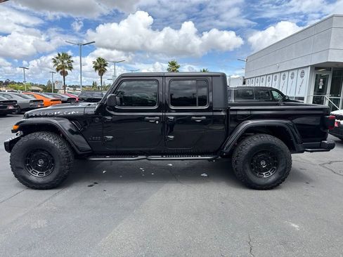 Certified 2021 Jeep Gladiator Rubicon AWD/4WD image 4