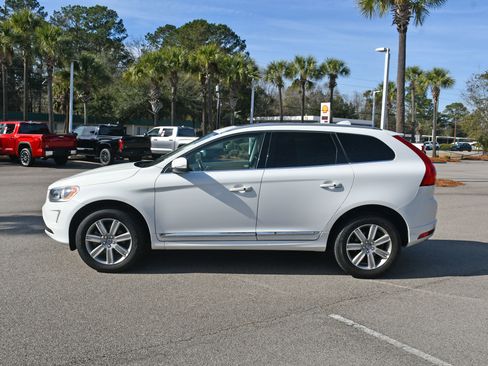 Used 2016 Volvo XC60 T6 image 5