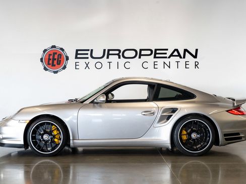 Used 2013 Porsche 911 Turbo S AWD/4WD image 28