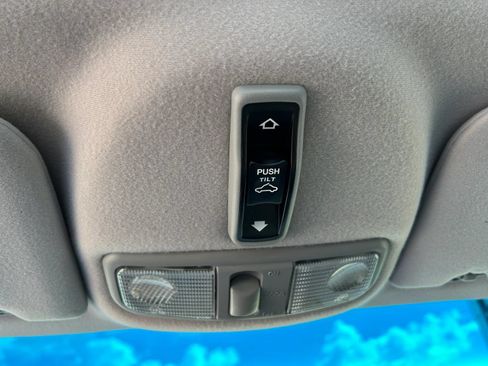 Used 2001 Mitsubishi Galant ES FWD image 20
