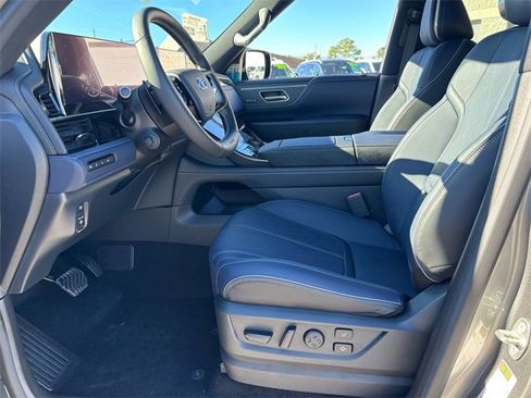 New 2026 INFINITI QX80 SPORT w/ Sport Exterior Package image 11