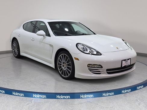 Used 2013 Porsche Panamera 4 image 4