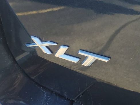 Used 2024 Ford Explorer XLT w/ Equipment Group 202A image 6