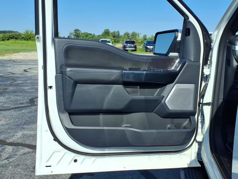 Used 2025 Ford F150 Platinum w/ Equipment Group 702A High AWD/4WD image 10