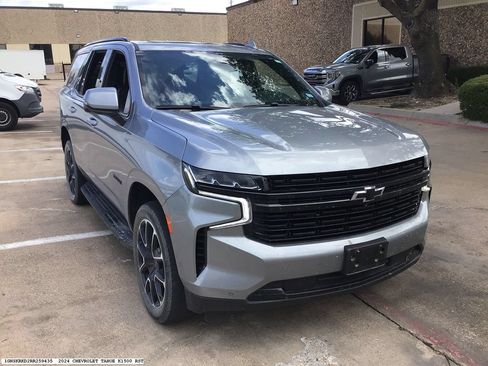 Used 2024 Chevrolet Tahoe RST w/ Luxury Package AWD/4WD image 6