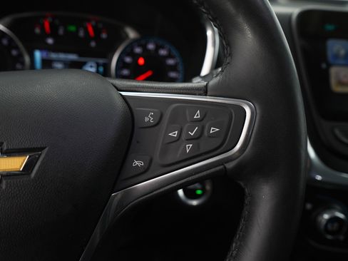 Used 2018 Chevrolet Equinox Premier image 29