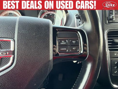 Used 2020 Dodge Grand Caravan SE FWD image 16