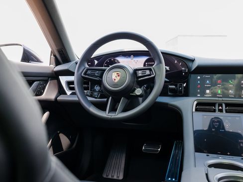 New 2025 Porsche Taycan image 26
