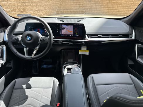 Used 2026 BMW X1 xDrive28i w/ Convenience Package AWD/4WD image 8