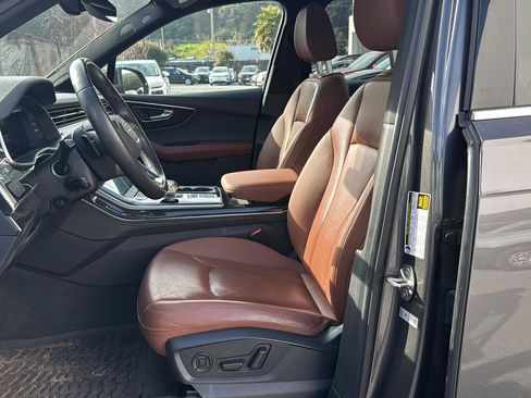 Used 2021 Audi Q7 3.0T Premium Plus w/ Executive Package image 11