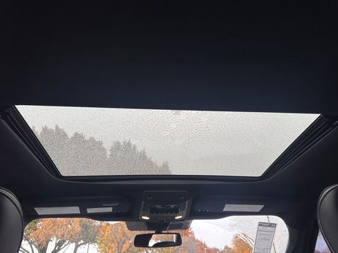 Used 2021 Ford F450 Platinum w/ FX4 Off-Road Package image 18