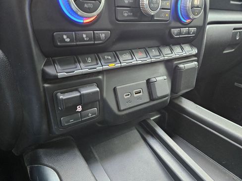 Used 2021 GMC Sierra 2500 AT4 w/ AT4 Premium Plus Package image 52