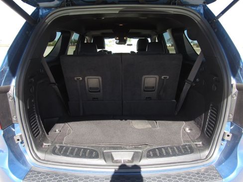 Used 2025 Dodge Durango GT image 13