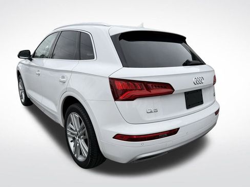 Used 2018 Audi Q5 Prestige w/ Prestige Package image 4