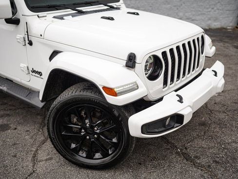 Used 2021 Jeep Gladiator Overland image 8