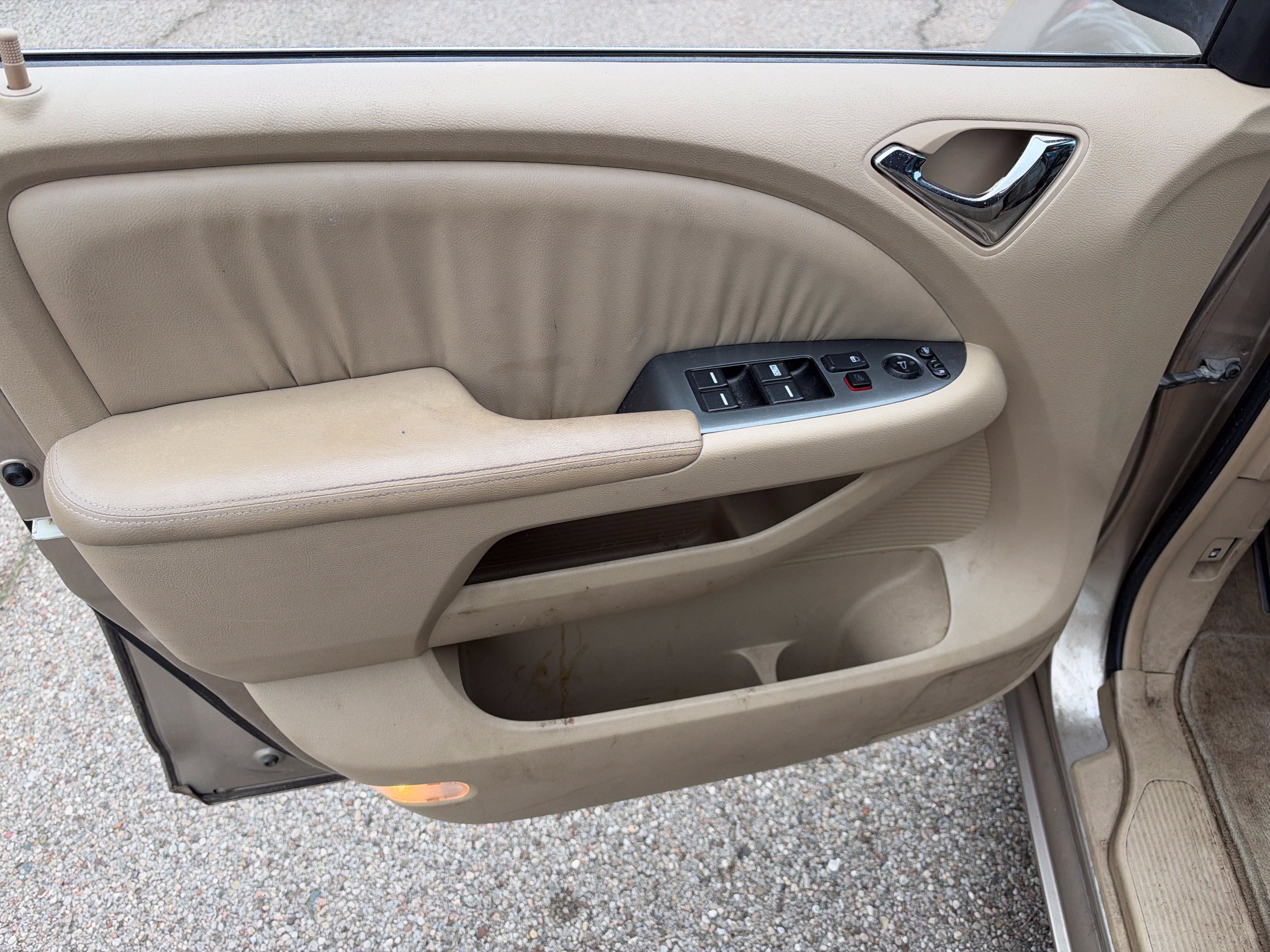 Used 2005 Honda Odyssey EX-L image 21