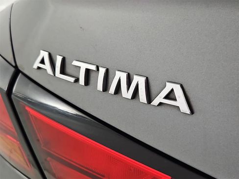 Used 2022 Nissan Altima 2.5 S image 12