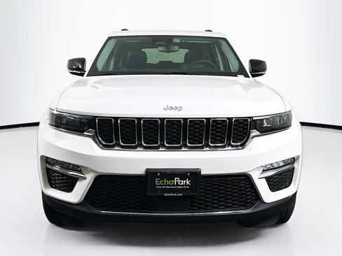 Used 2023 Jeep Grand Cherokee Limited AWD/4WD image 2