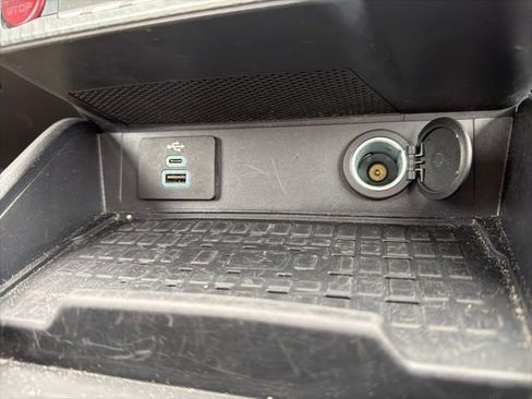 Used 2024 Ford Mustang Premium image 33