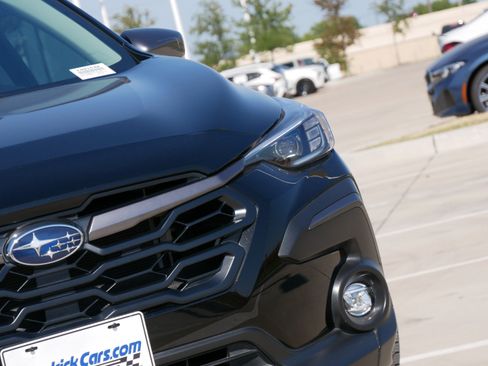 Used 2024 Subaru Crosstrek 2.5i Limited AWD/4WD image 10