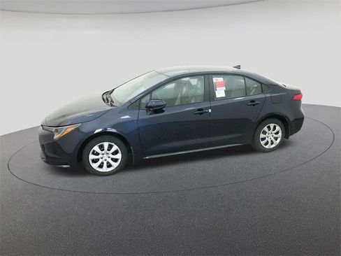 New 2026 Toyota Corolla LE image 2