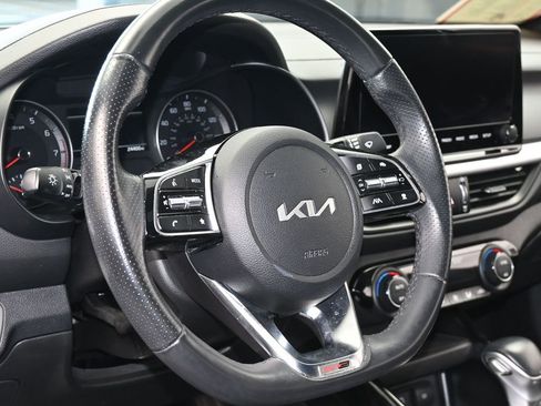 Used 2024 Kia Forte GT-Line image 13