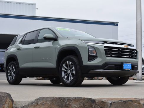 Used 2026 Chevrolet Equinox LT w/ LPO, Floor Liner Package image 5