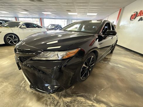 Used 2019 Toyota Camry XSE w/ Carpet Mat Package FWD image 8