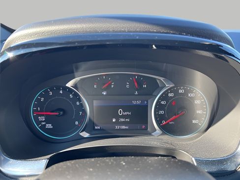 Used 2023 Chevrolet Traverse LT w/ Midnight/Sport Edition image 22