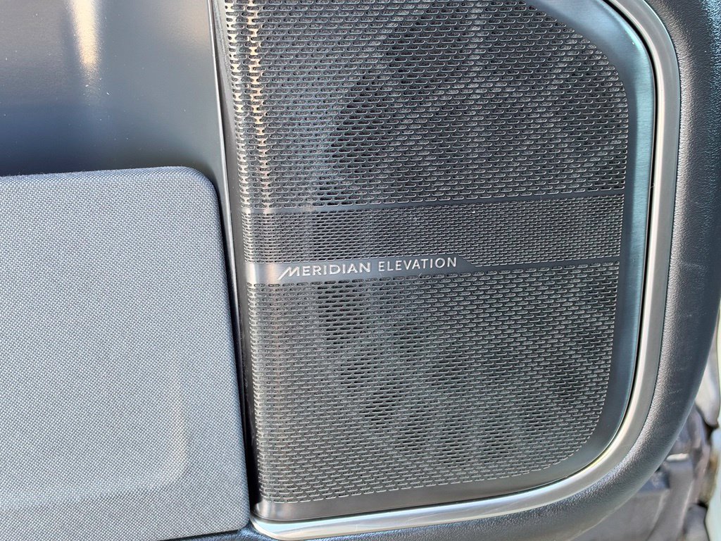 Used 2022 Rivian R1T Adventure AWD/4WD image 11