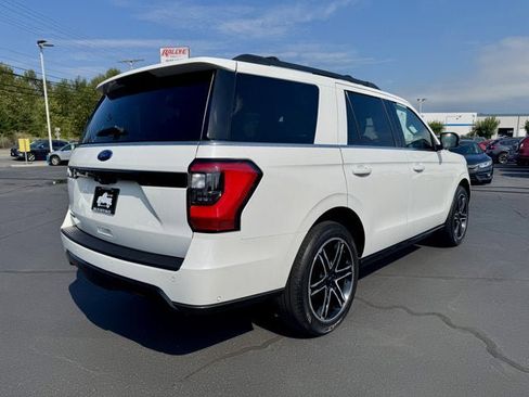 Used 2020 Ford Expedition Limited w/ Equipment Group 303A image 4