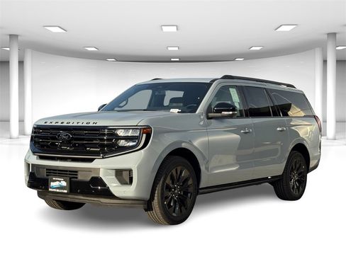 New 2025 Ford Expedition Max Platinum w/ Stealth Appearance Package image 2
