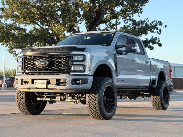 Used 2026 Ford F250 Lariat w/ Tremor Off-Road Package AWD/4WD image 3