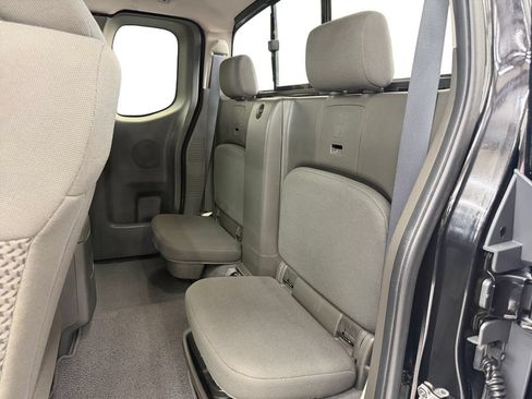 Used 2019 Nissan Frontier SV w/ Value Truck Package RWD image 16