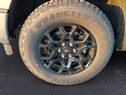 New 2025 Ford F150 XLT w/ Equipment Group 302A MID image 14