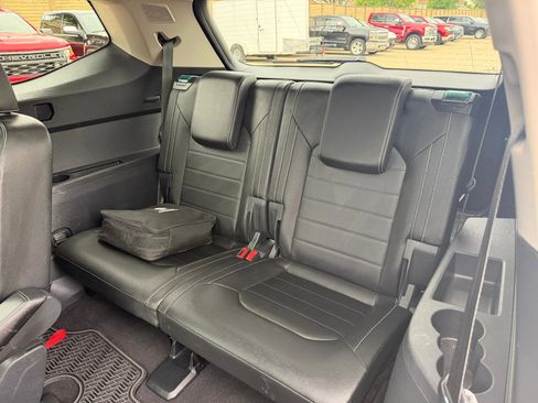 Used 2023 Volkswagen Atlas SEL Premium image 24