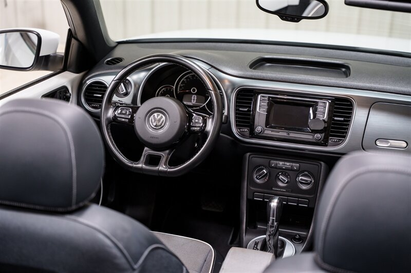 Used 2016 Volkswagen Beetle 1.8T Denim FWD image 13