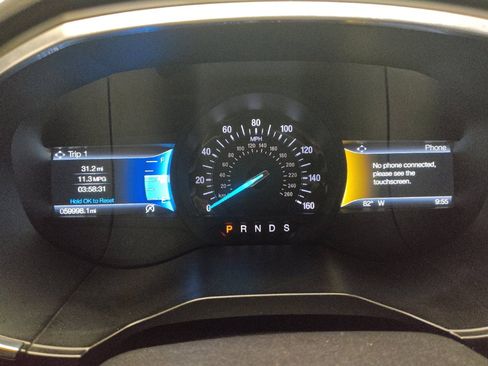 Used 2019 Ford Edge Titanium FWD image 23
