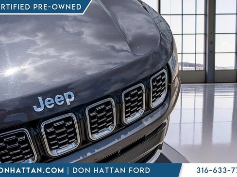 Used 2024 Jeep Compass Limited AWD/4WD image 33