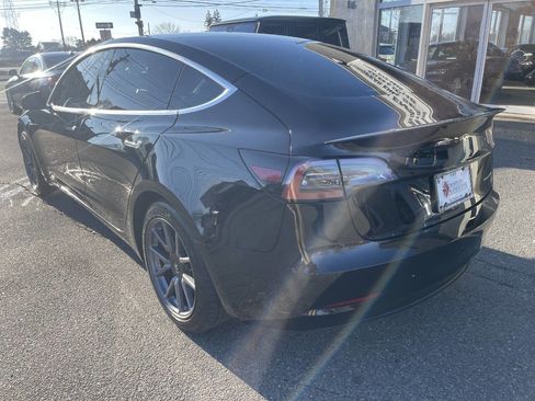 Used 2020 Tesla Model 3 Long Range image 6