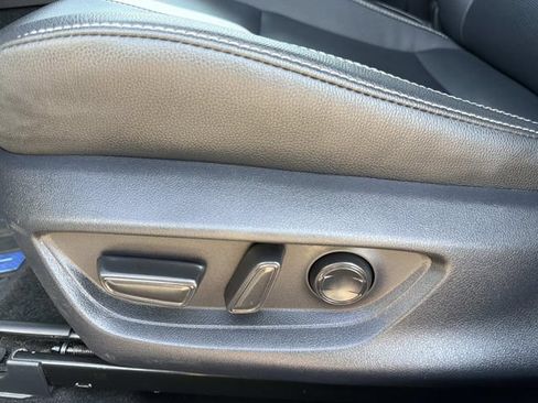 Used 2025 Toyota Camry SE FWD image 17