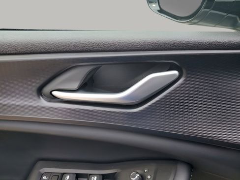 Used 2024 Jeep Grand Cherokee L Altitude image 28