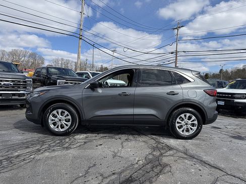 Certified 2023 Ford Escape Active AWD/4WD image 4
