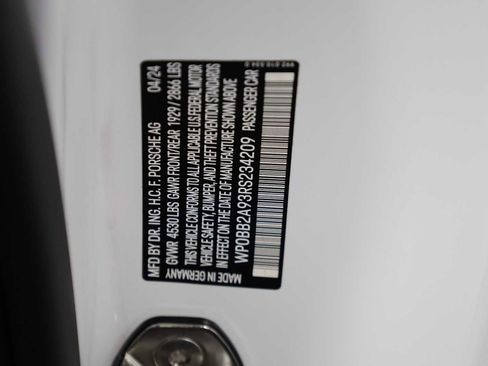 Certified 2024 Porsche 911 Targa 4S image 44