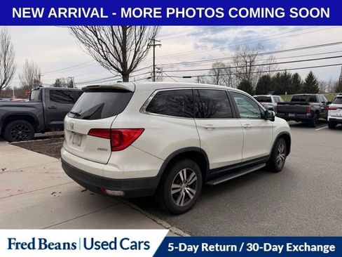 Used 2017 Honda Pilot EX-L image 3
